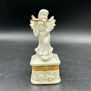 Formalities Baum Bros Angel 6” Trinket Box Porcelain Hinged Floral Gold Trim